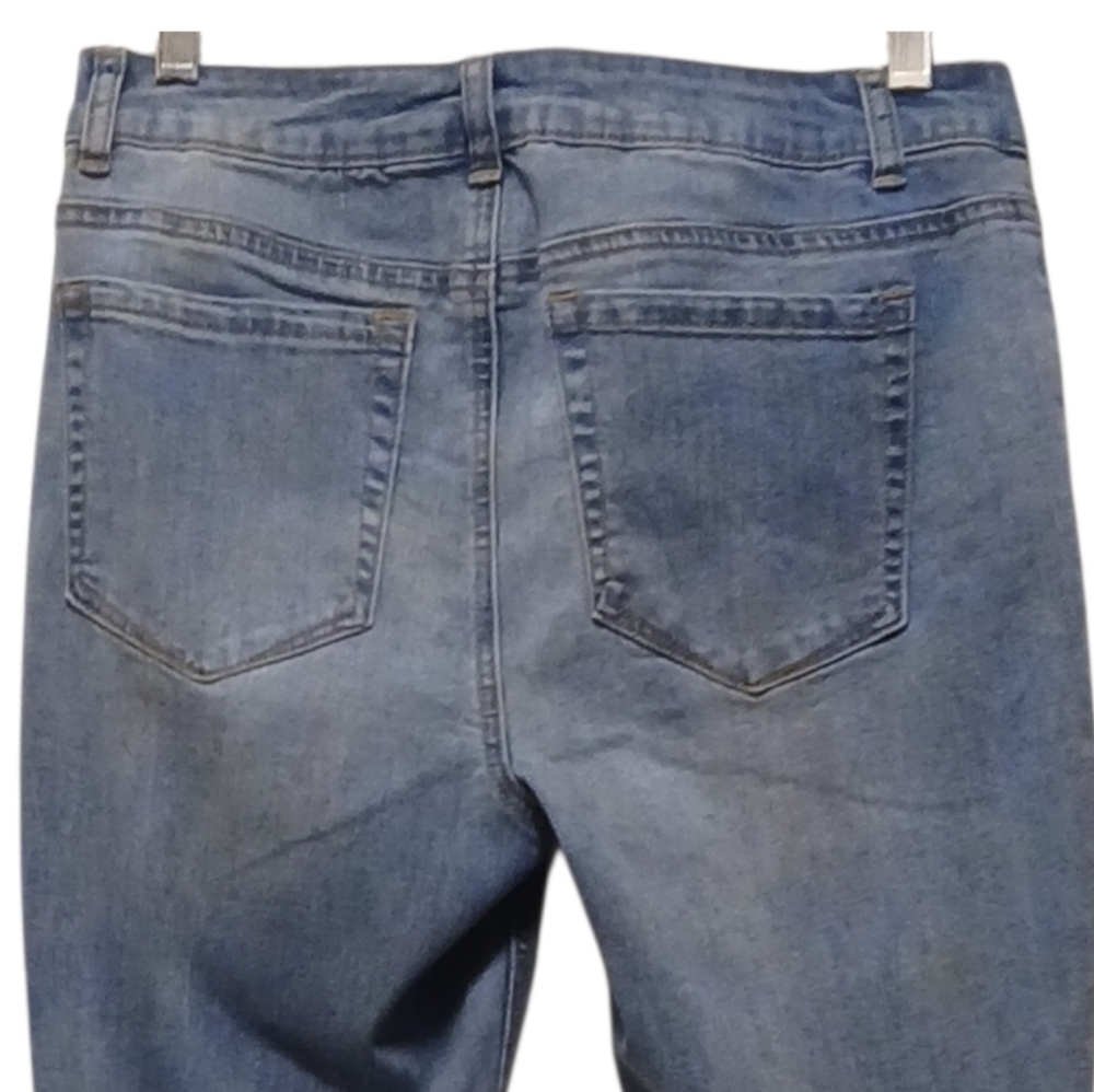 One 5 One - Distressed Jeans W/ Faux Pearls & Diamond Embellishments, Lite Wash, - Picture 7 of 7